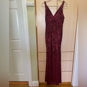 Celebrity Sequin Burgundy maxi dress size L